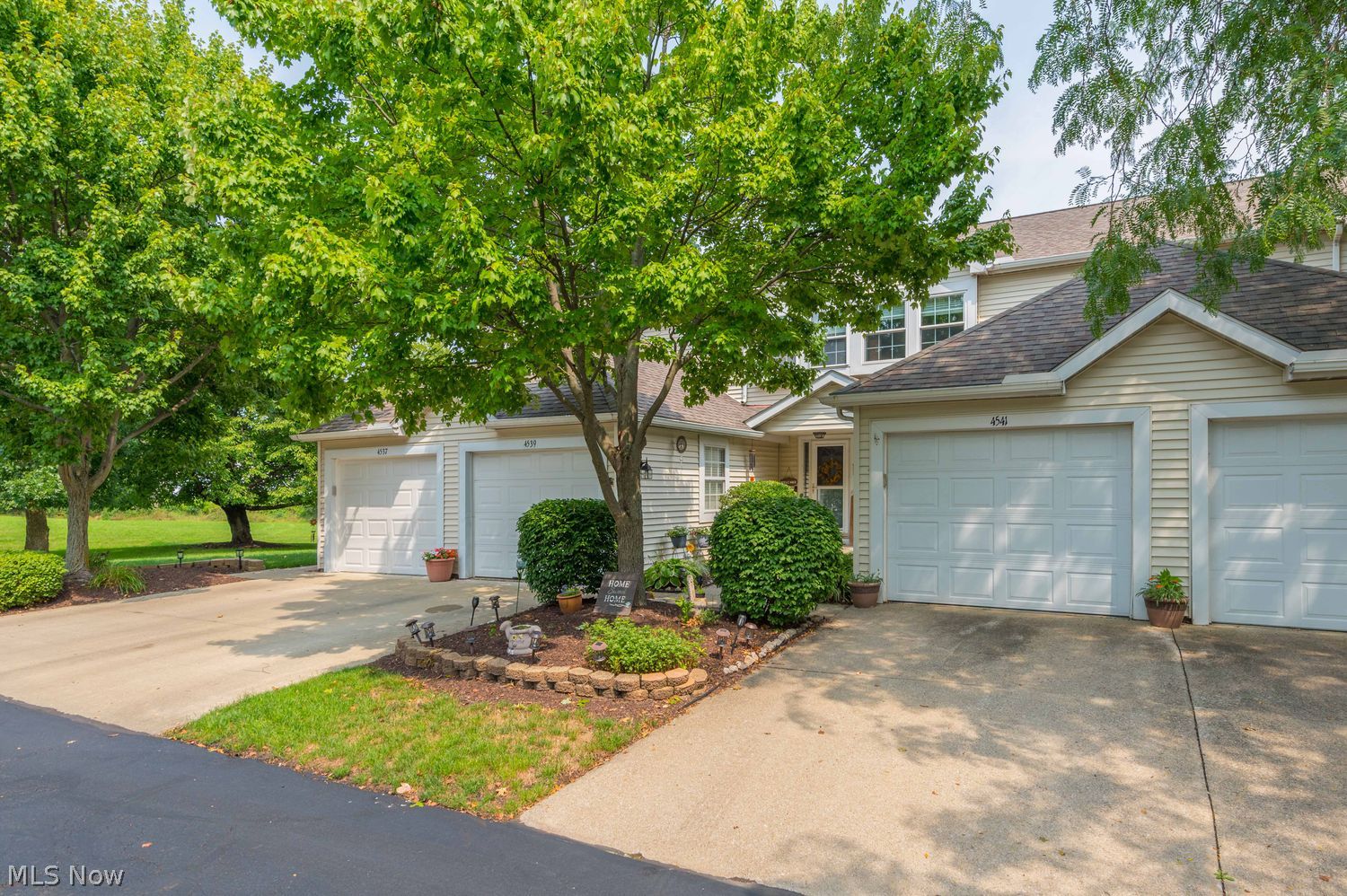 4541 Little Met Place Cleveland OH 44135
