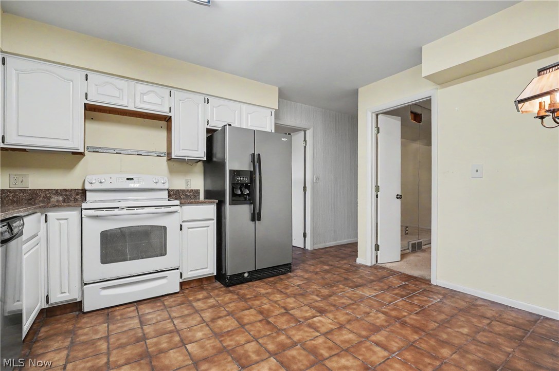 624 Hampton Ridge Drive Akron OH 44313