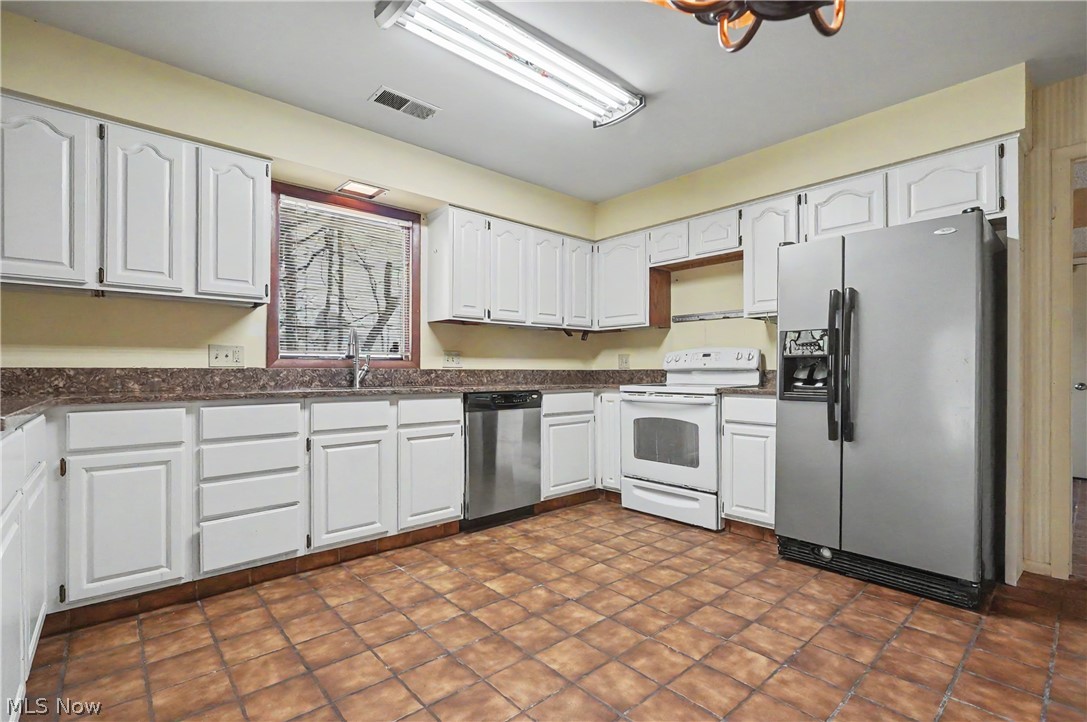624 Hampton Ridge Drive Akron OH 44313