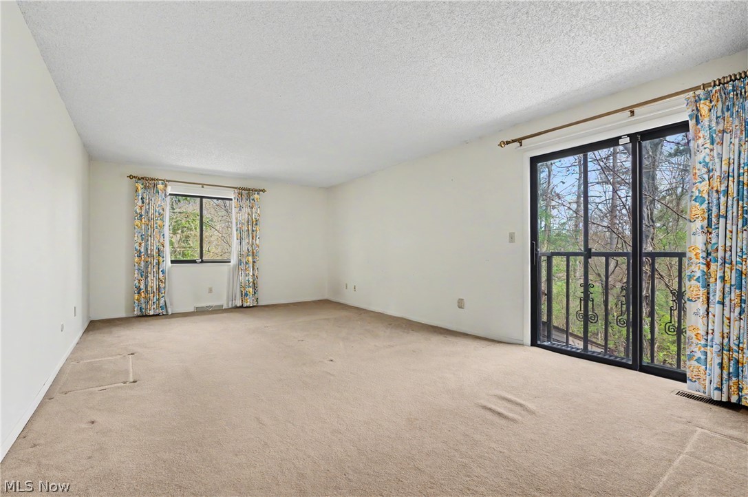 624 Hampton Ridge Drive Akron OH 44313
