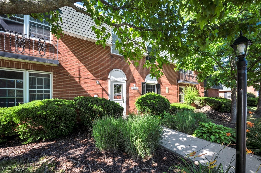 4779 Columbia Road North Olmsted OH 44070