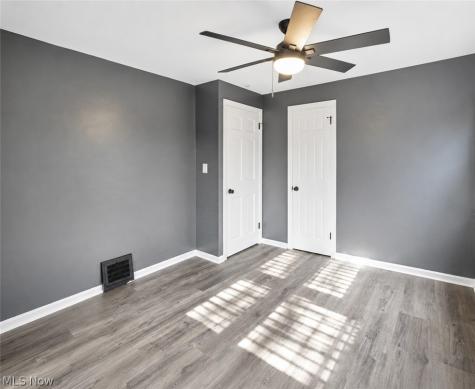 2752 Wooster Road Rocky River OH 44116