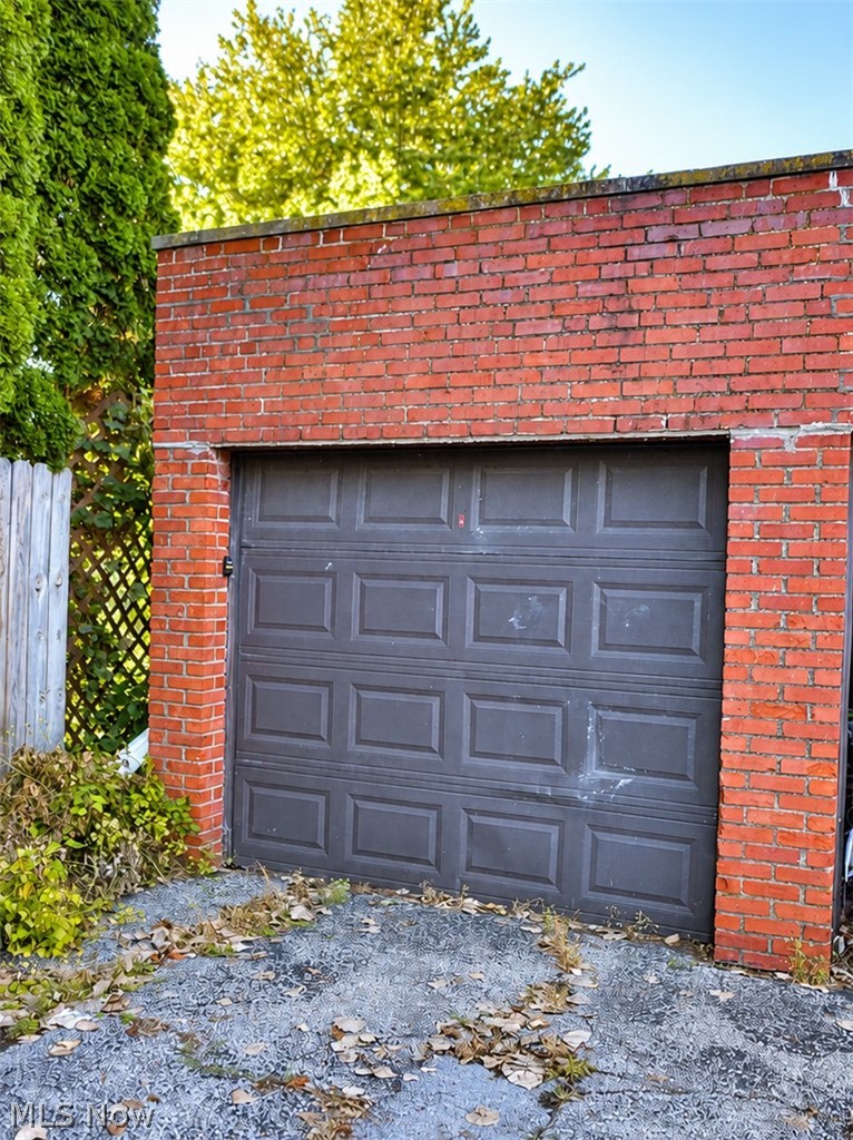 2752 Wooster Road Rocky River OH 44116