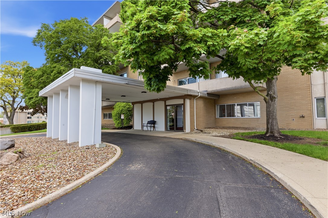 3167 Linden Road Rocky River OH 44116
