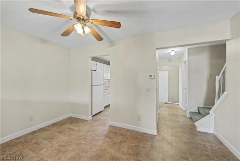 5556 Hilltop Oval Parma OH 44134
