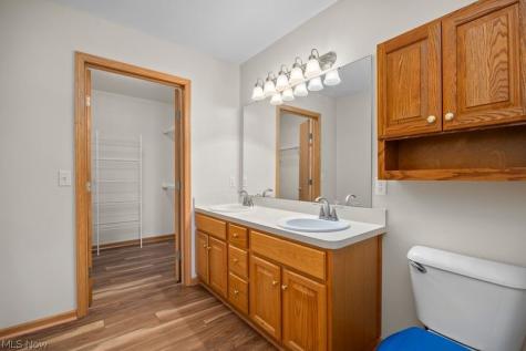 2447 Wetherington Lane Wooster OH 44691