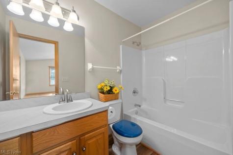 2447 Wetherington Lane Wooster OH 44691