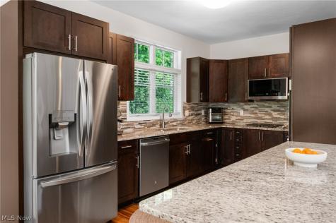 204 Ashbourne Drive Westlake OH 44145