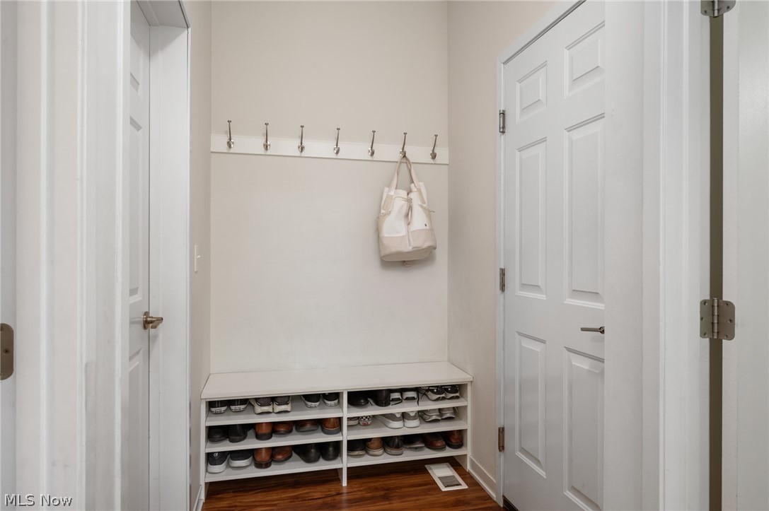 204 Ashbourne Drive Westlake OH 44145