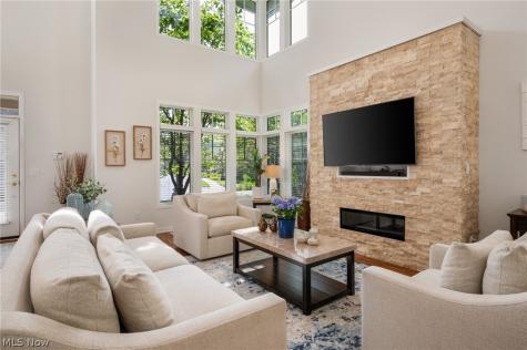 204 Ashbourne Drive Westlake OH 44145