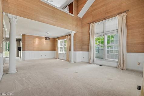 1565 Windrow Lane Broadview Heights OH 44147