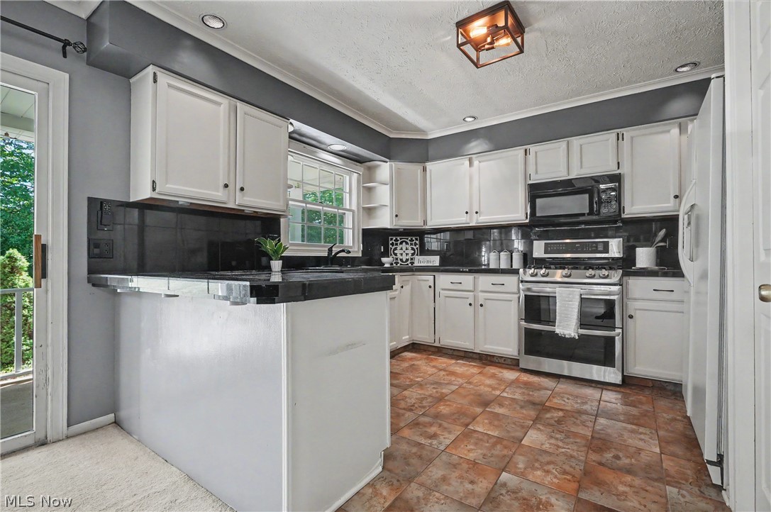 1565 Windrow Lane Broadview Heights OH 44147