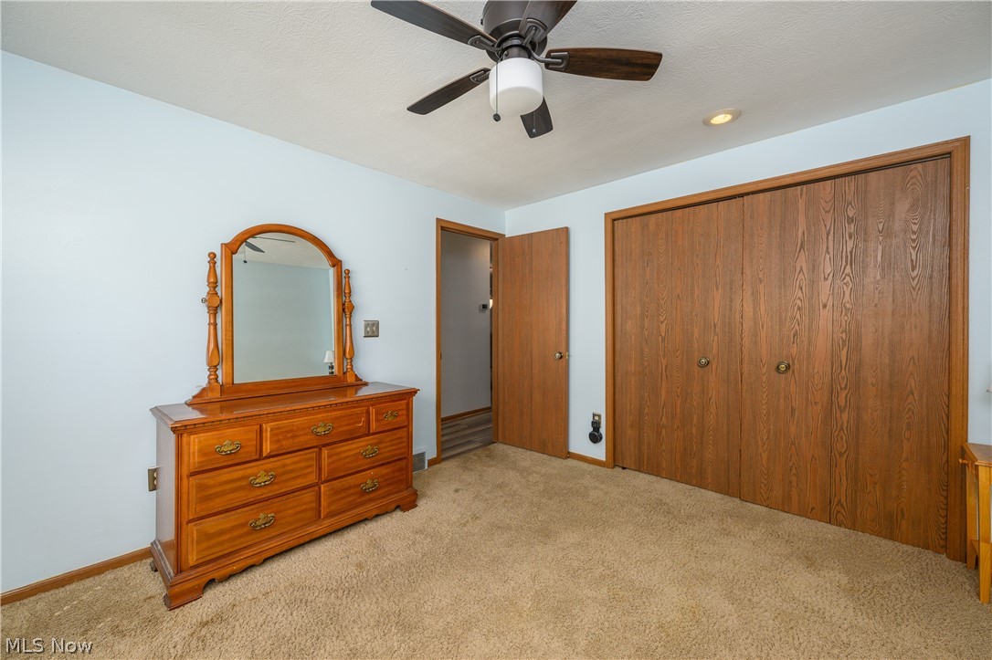 243 Portage Lakes Drive Akron OH 44319