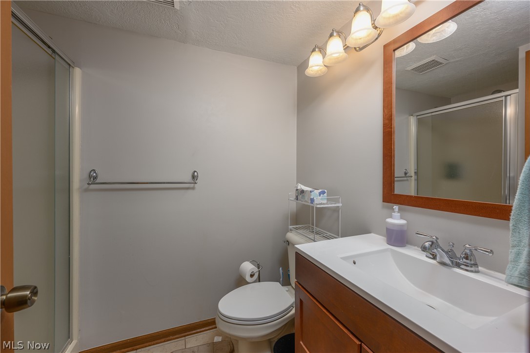 243 Portage Lakes Drive Akron OH 44319