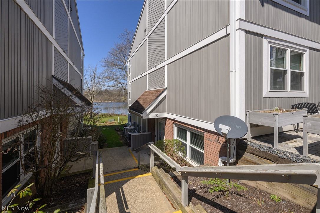 243 Portage Lakes Drive Akron OH 44319