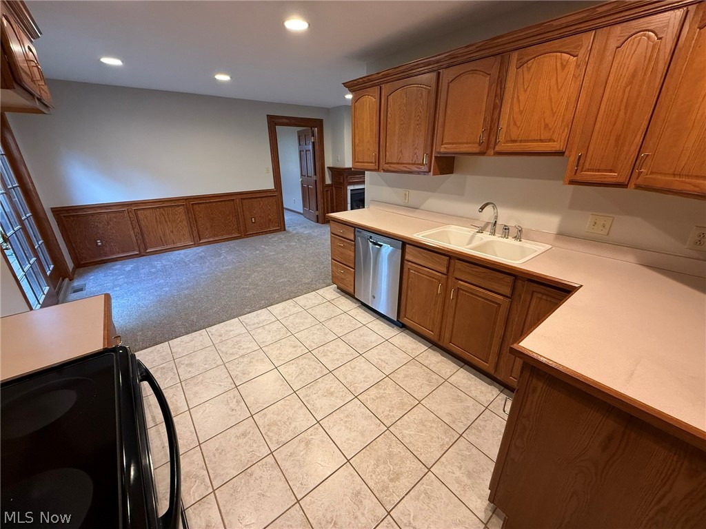 530 Oakdale Drive Dover OH 44622
