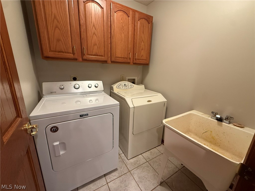 530 Oakdale Drive Dover OH 44622