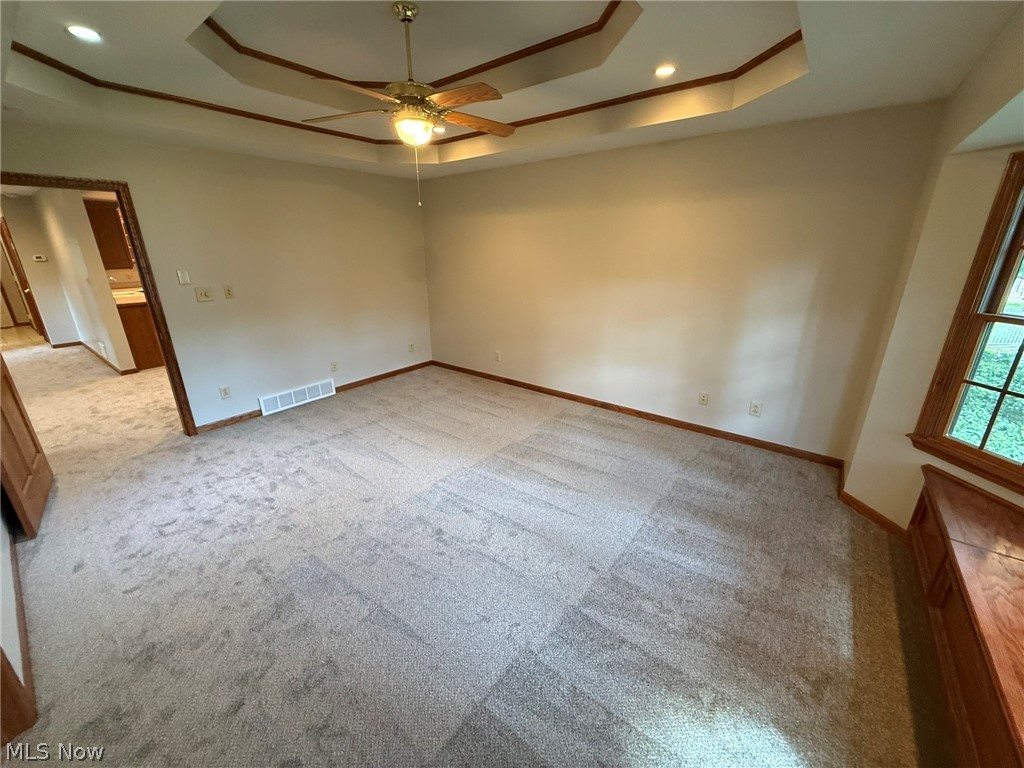 530 Oakdale Drive Dover OH 44622