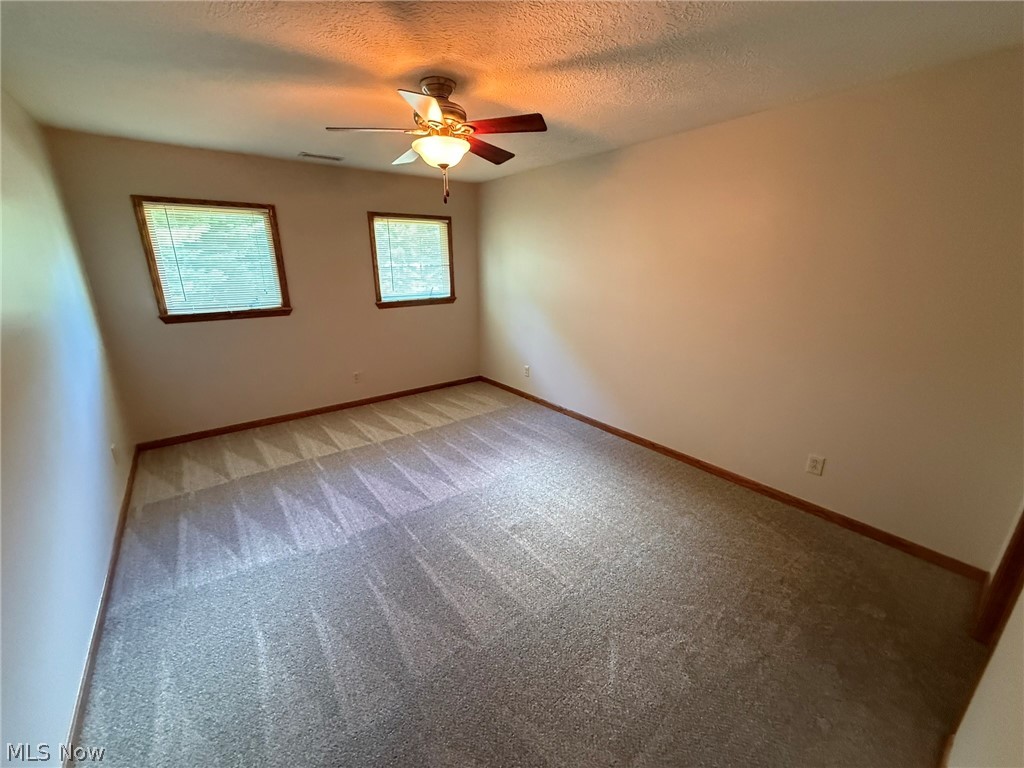 530 Oakdale Drive Dover OH 44622