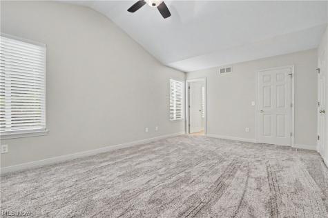 478 Kings Court Copley OH 44321