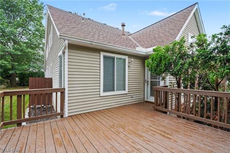478 Kings Court Copley OH 44321