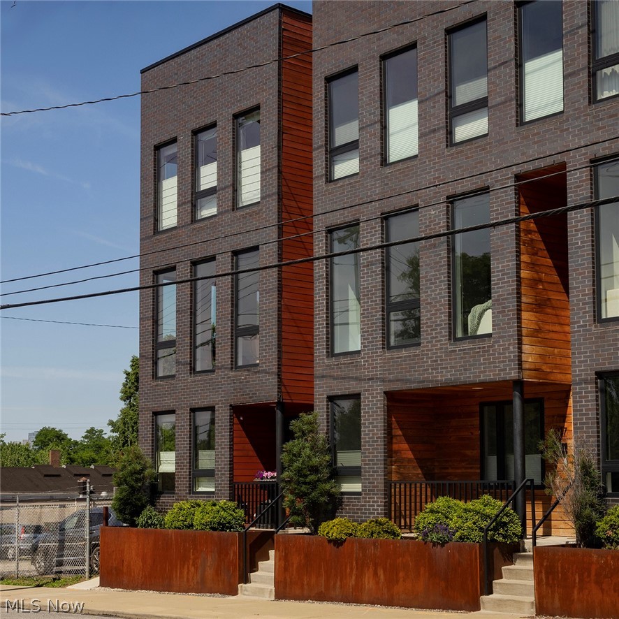 2315 Scranton Road Cleveland OH 44113