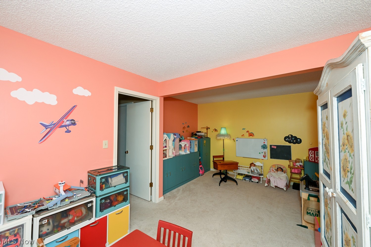 1880 Indian Hills Trail Akron OH 44313