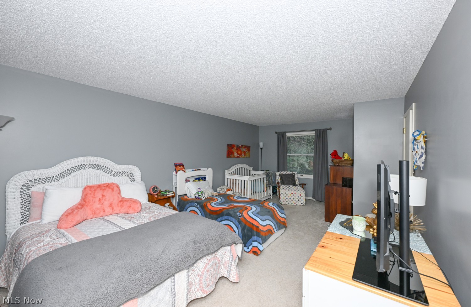 1880 Indian Hills Trail Akron OH 44313