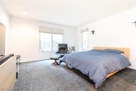 14 Waterford Lane Beachwood OH 44122