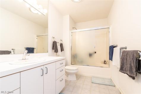 14 Waterford Lane Beachwood OH 44122