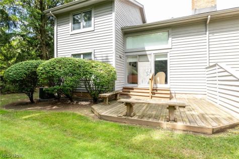 14 Waterford Lane Beachwood OH 44122