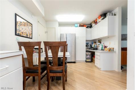 14 Waterford Lane Beachwood OH 44122