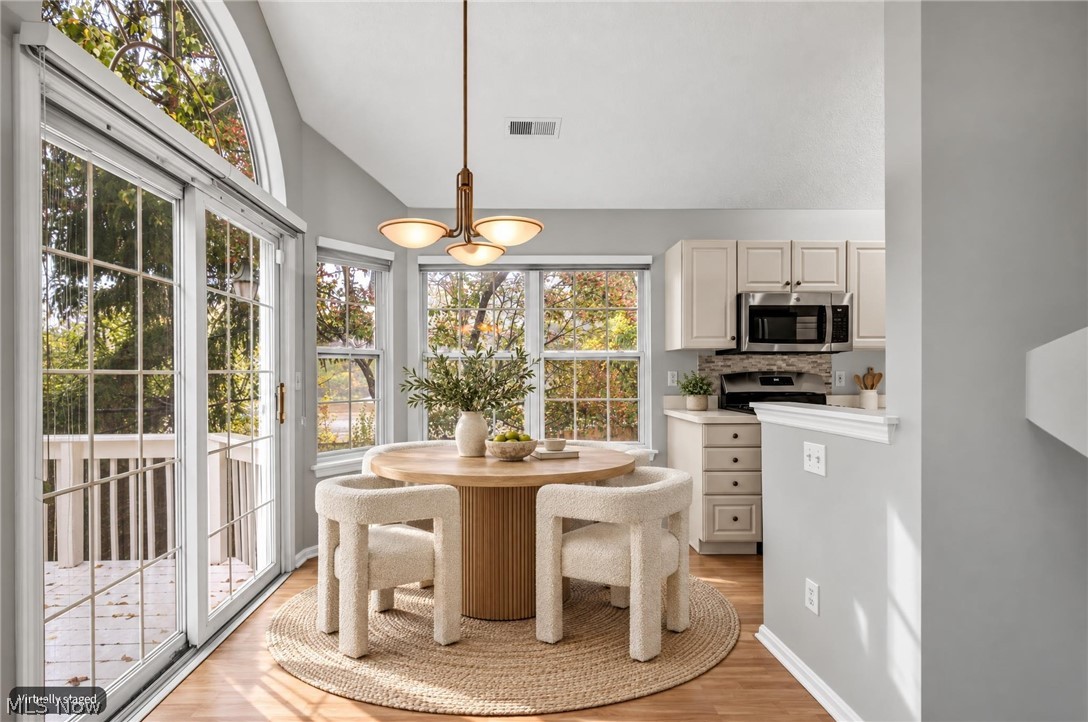264 Vista Circle North Olmsted OH 44070
