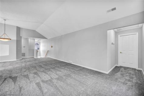 264 Vista Circle North Olmsted OH 44070