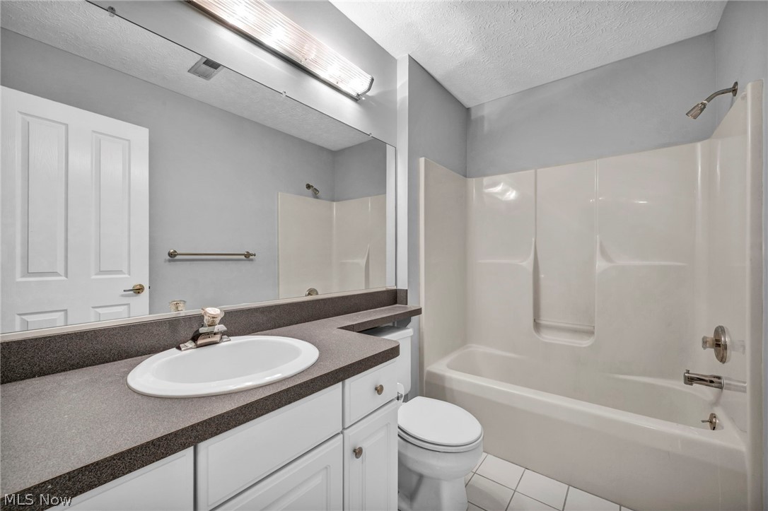 264 Vista Circle North Olmsted OH 44070