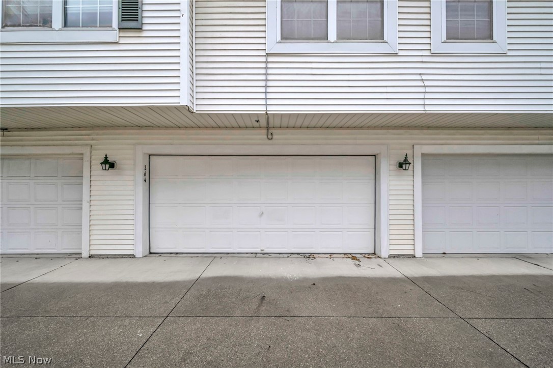 264 Vista Circle North Olmsted OH 44070