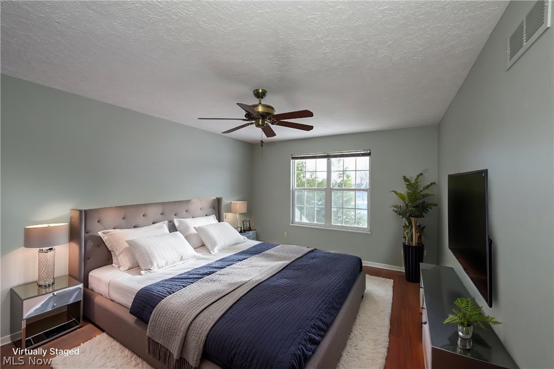 7121 W Cross Creek Trail Brecksville OH 44141