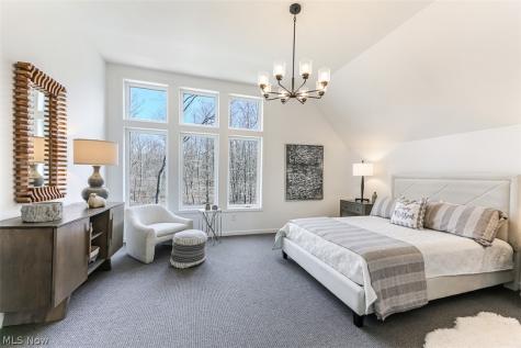 279 Tinkers Trail Aurora OH 44202