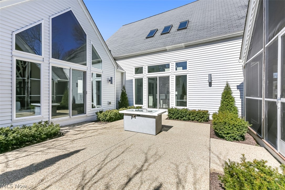 279 Tinkers Trail Aurora OH 44202