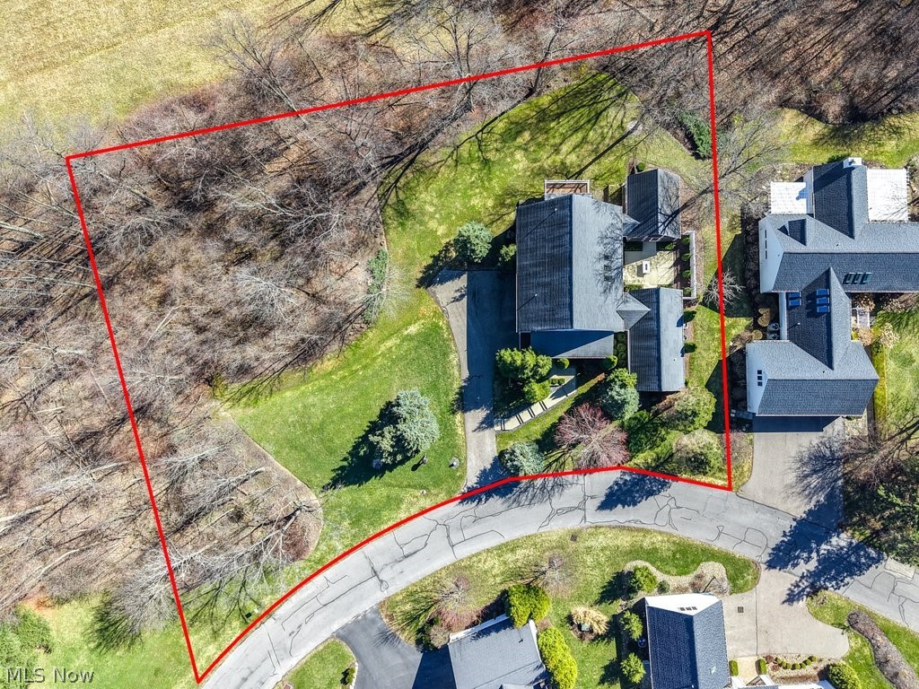 279 Tinkers Trail Aurora OH 44202