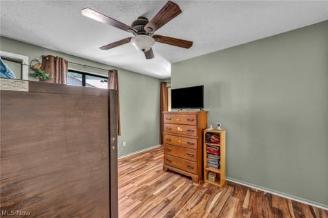 40 Landings Way Avon Lake OH 44012