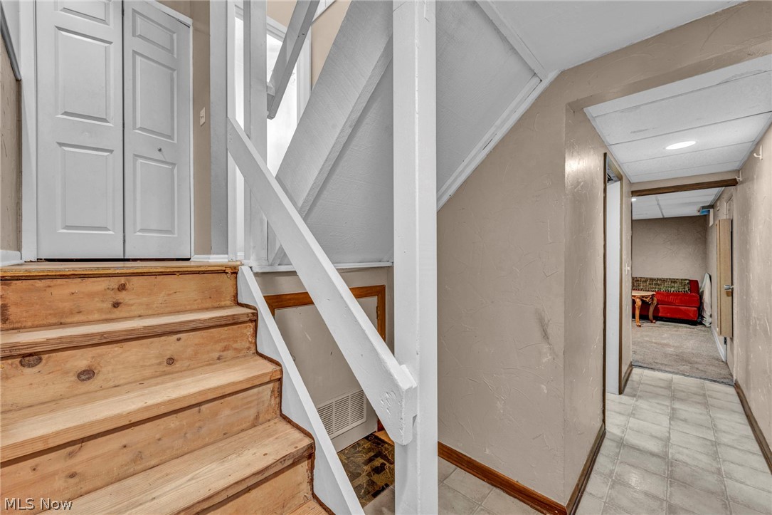 40 Landings Way Avon Lake OH 44012