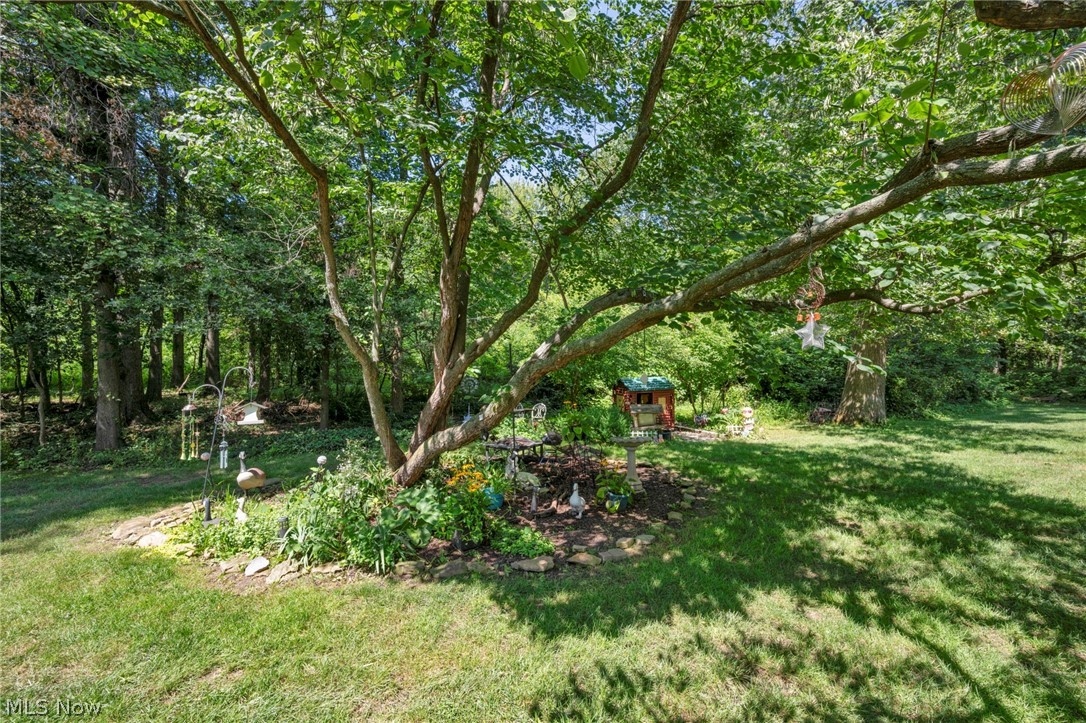 40 Landings Way Avon Lake OH 44012