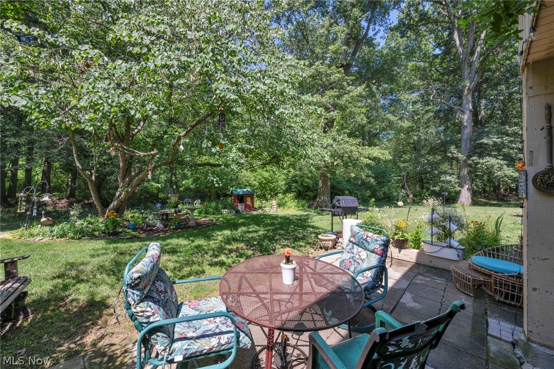 40 Landings Way Avon Lake OH 44012