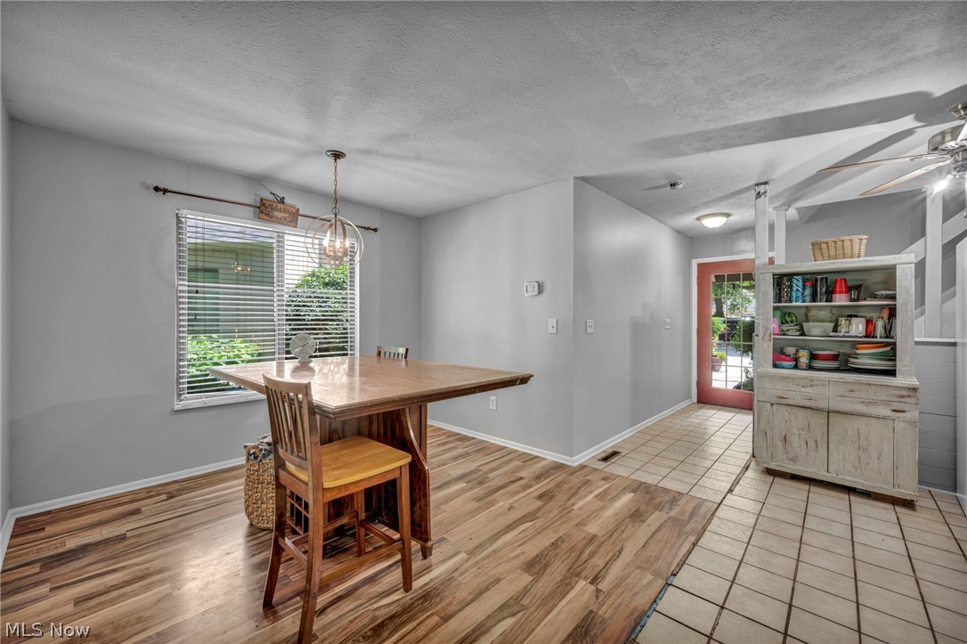 40 Landings Way Avon Lake OH 44012
