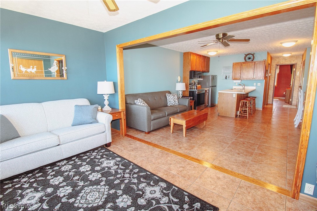 230 W Lakeshore Drive Port Clinton OH 43452