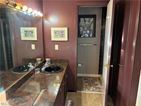 1746 Walnut Lane Rocky River OH 44116
