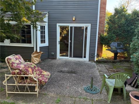 1746 Walnut Lane Rocky River OH 44116