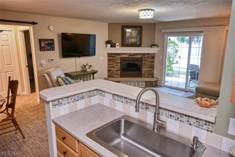 3395 Lenox Village Drive Fairlawn OH 44333