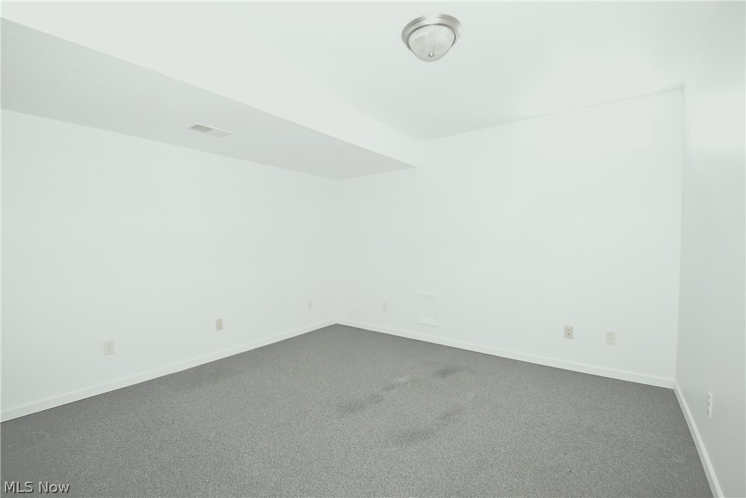 9278 Woodworth Road North Lima OH 44452
